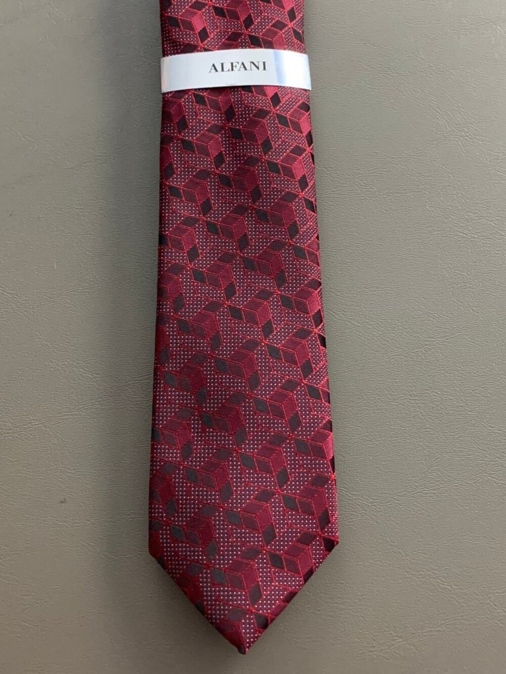 Alfani Men's 2.75'' Polyester Blend Skinny Neck Tie, Red Geometric, One Size
